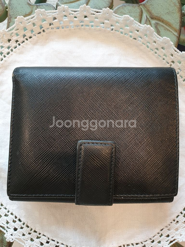 페레가모 반지갑--1