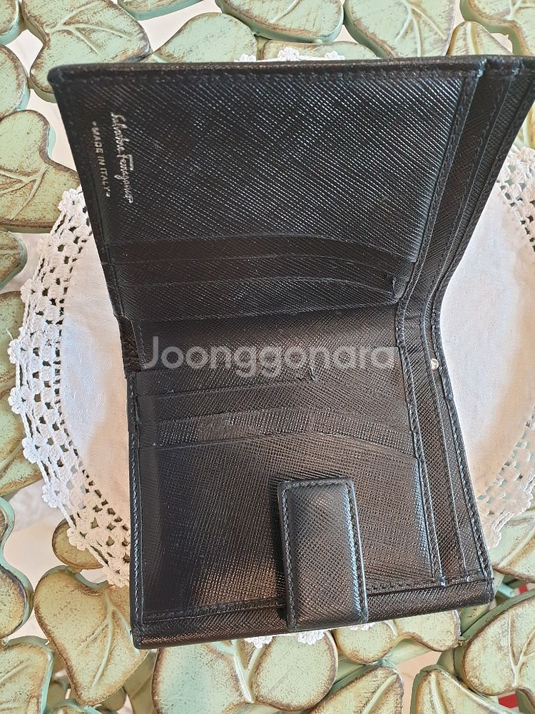 페레가모 반지갑--2