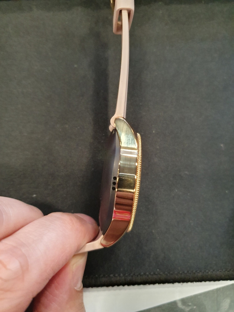 갤럭시워치 42mm R815 판매합니다. 서산직거래--3