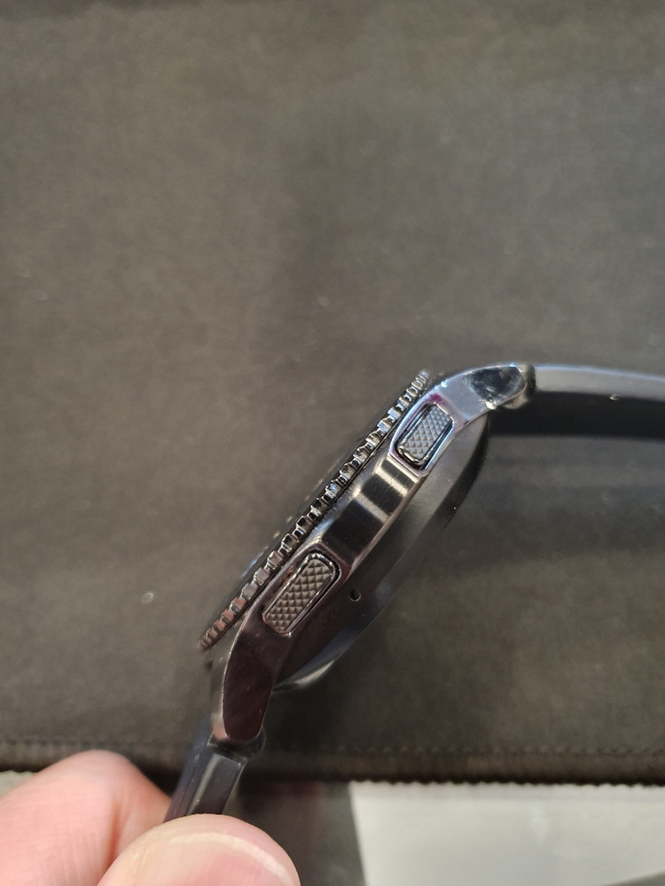 갤럭시 기어 S3 프론티어 LTE 블랙 팝니다. 서산직--4