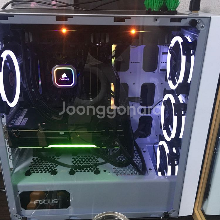 이엠텍 HV 지포스 RTX2080 블랙 몬스터 OC D--1