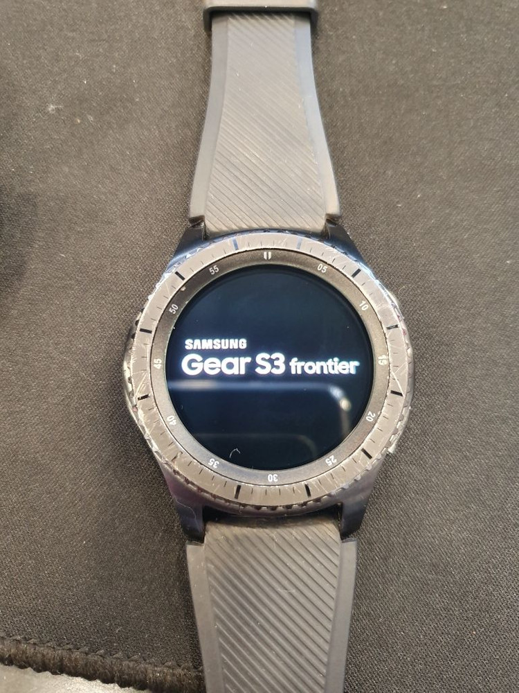 갤럭시 기어S3 프론티어 LTE 블랙팝니다. 서산직거래--0