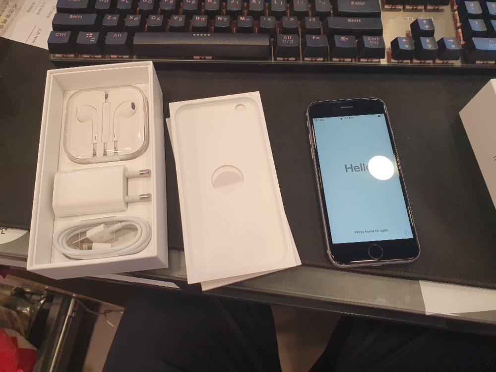 아이폰6S 32기가 A급 팝니다. 서산직거래--0