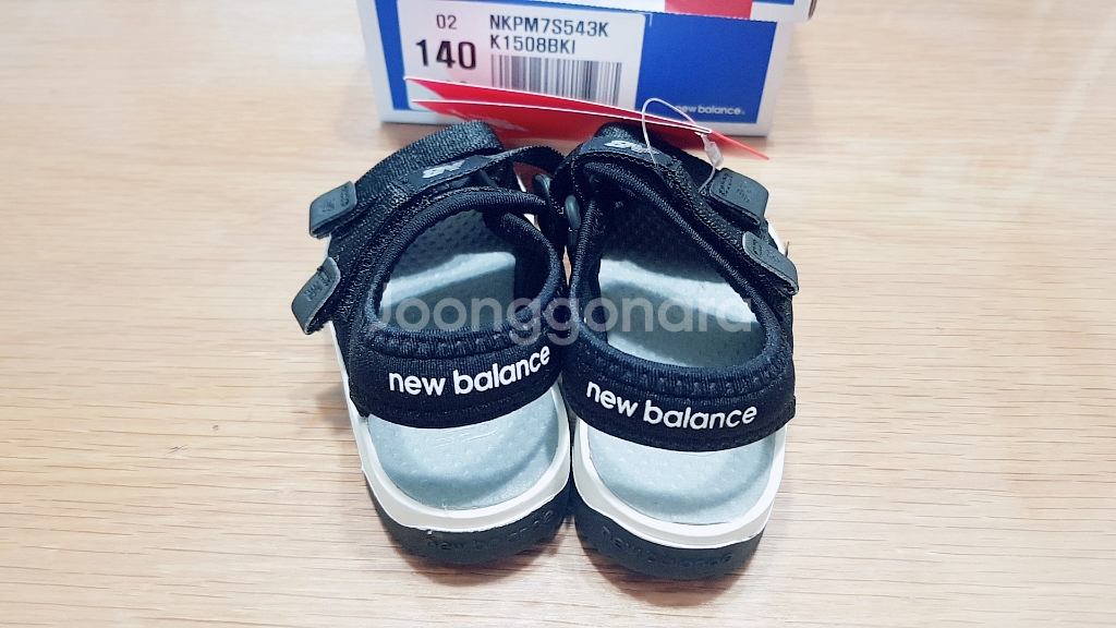 뉴발란스 키즈 샌들 140<새상품>--4