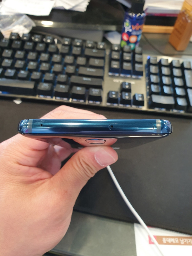 LG G7 블루 G710 64기가 S급 팝니다. 서산직--4