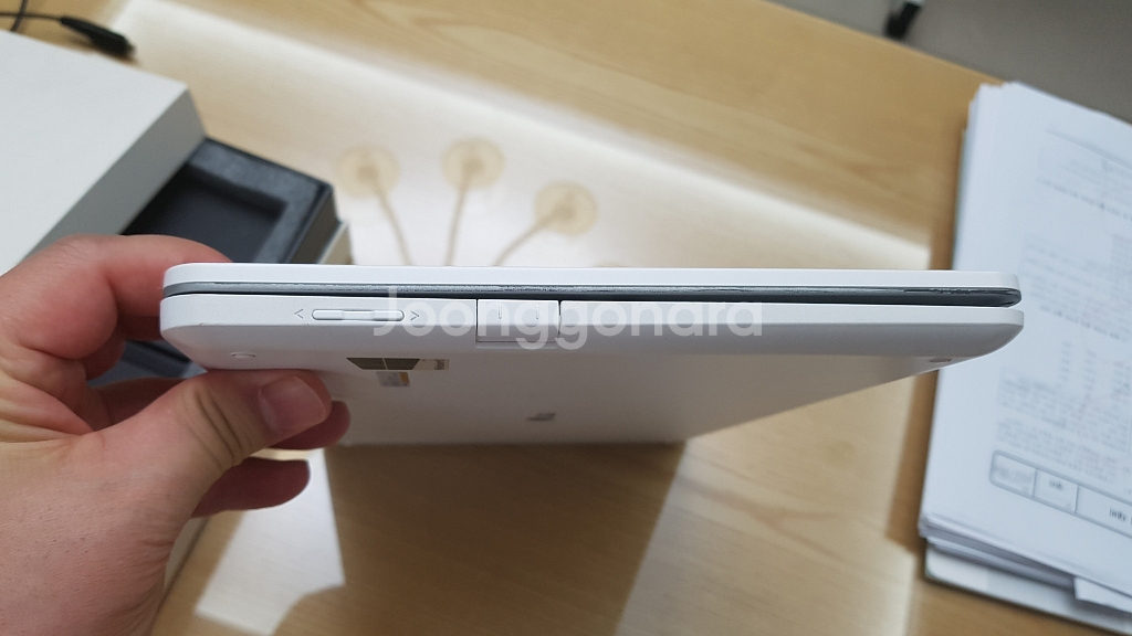 LG탭북 H160--1