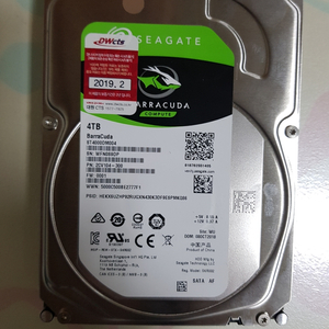 Seagate 4TB ST4000DM004 팝니다.