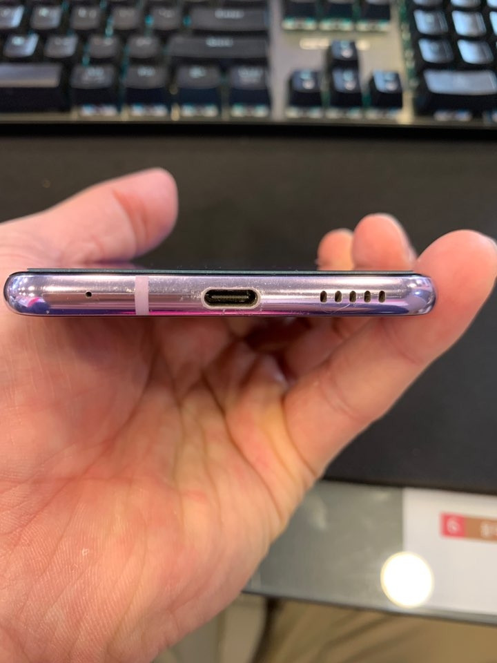 LG  V30 64기가 바이올렛 A급 팝니다.서산직거래--3