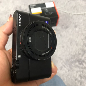 sony rx100 m4 카메라 팝니다