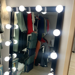 조명전신거울 팝니다~~