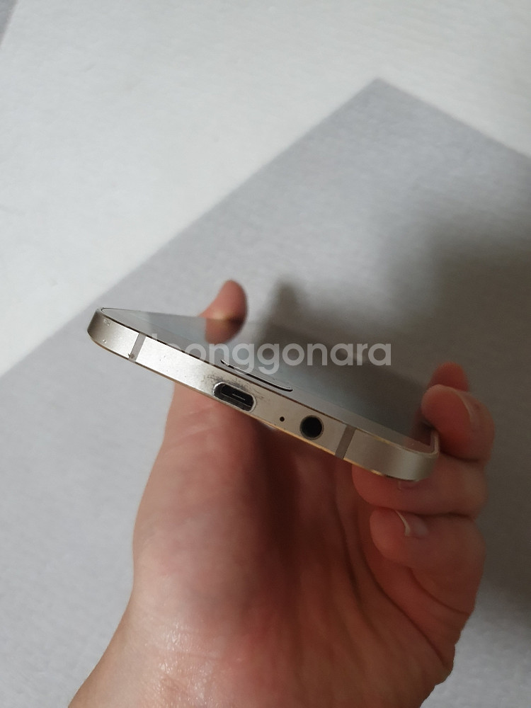 갤럭시 A8 골드 32G/ 공기계 --4
