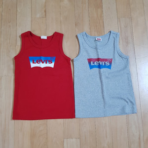 리바이스키즈 110사이즈 민소매 2개팝니다