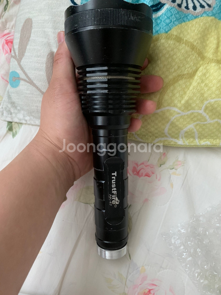 TRustfire손전등팝니다 --3
