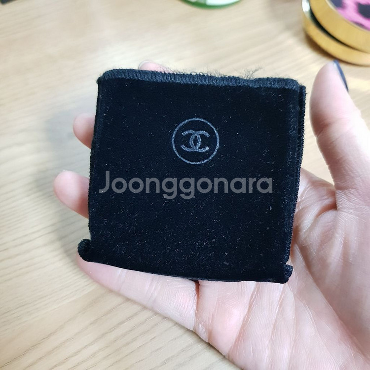 샤넬 레 꺄트르 옹브르 204 가격내림--1