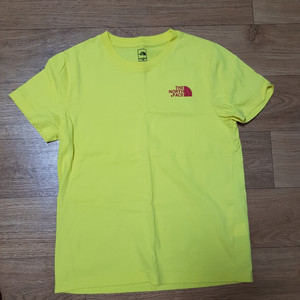노스페이스키즈 티셔츠 150사이즈 택포팝니다