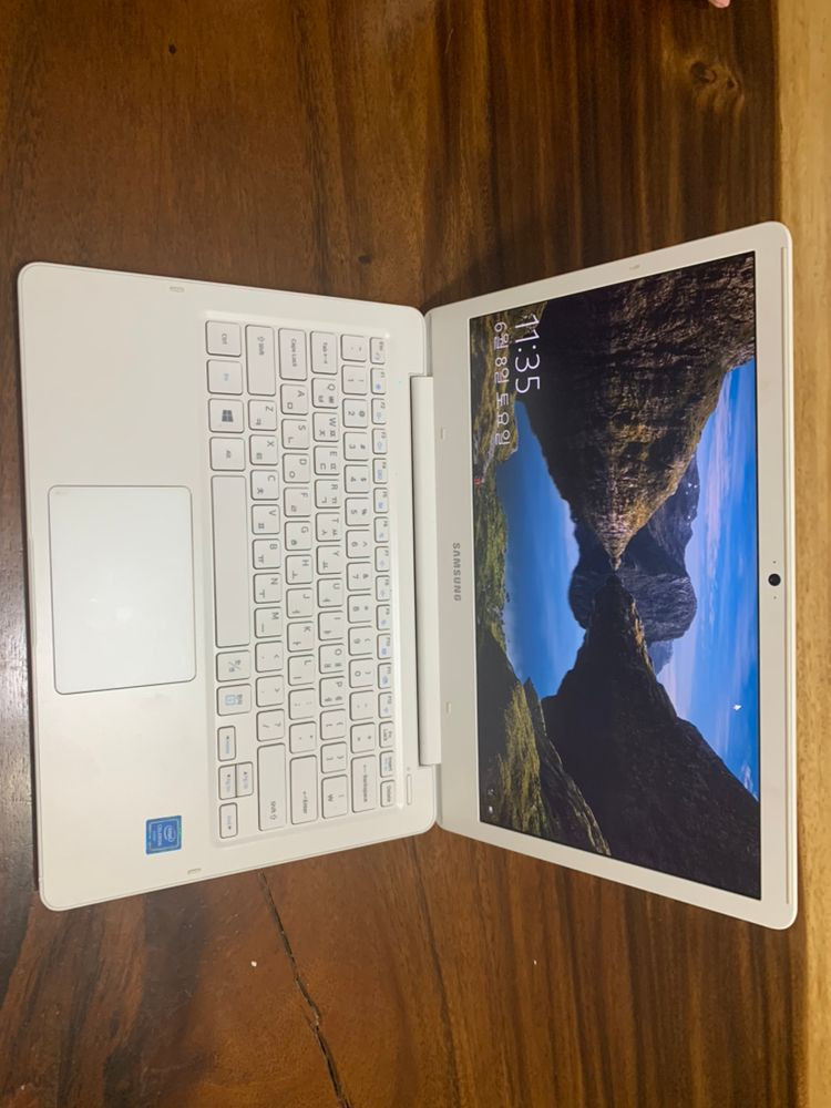 삼성노트북 NT500R3W-KD1S 판매합니다--2