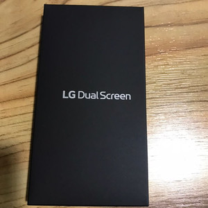 LG V50 듀얼스크린 팝니다 (미개봉)