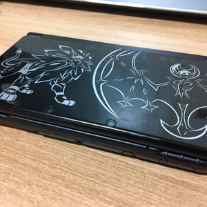 뉴 닌텐도 3ds XL 포켓몬 한정판 싸게팝니다.