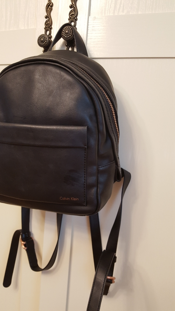 캘빈클라인 여성 미니 백팩 이미지