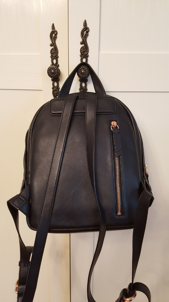 캘빈클라인 여성 미니 백팩 이미지