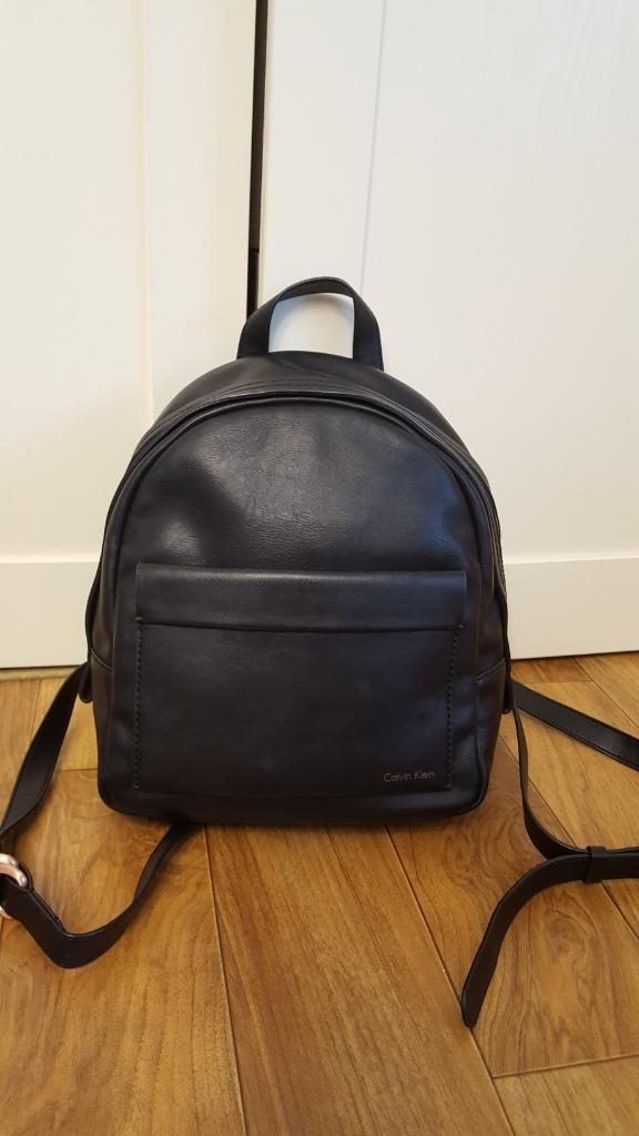 캘빈클라인 여성 미니 백팩 이미지