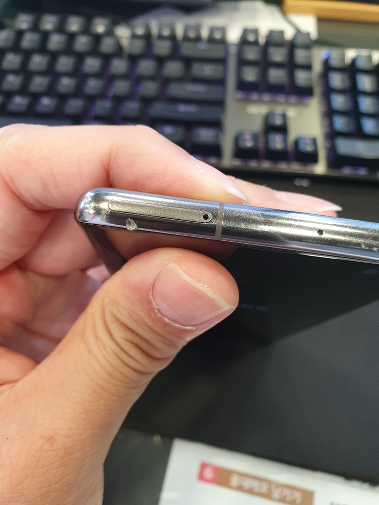 갤럭시 S10+ 128기가 블랙 정상해지 팝니다. 서산--5