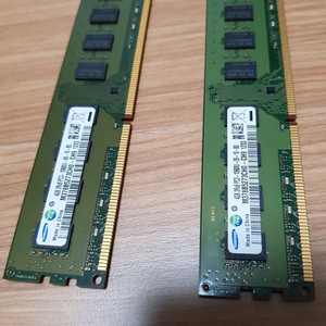 삼성ddr3 램 4g 2개 팝니다 (양면,10600)