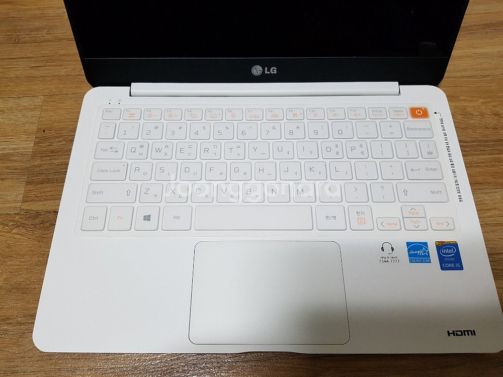 [거의새것]LG 울트라PC그램 13Z940-GT68K--1