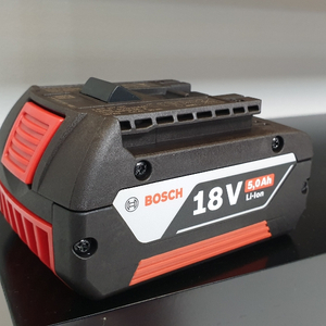 보쉬 18V 리튬이온 배터리5.0Ah 미사용 새제품