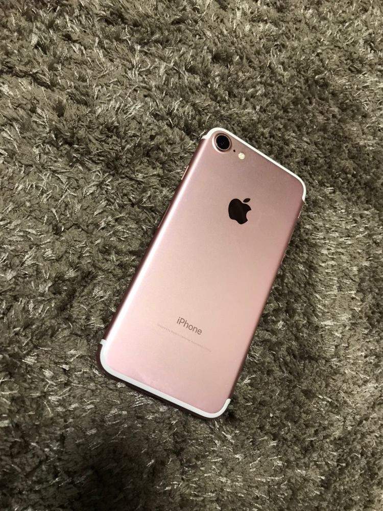 아이폰7 32기가 로즈골드 팔아요--1