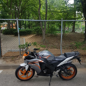 cbr125    2011년식 은주컬러