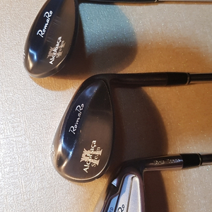 로마로 4번아이언