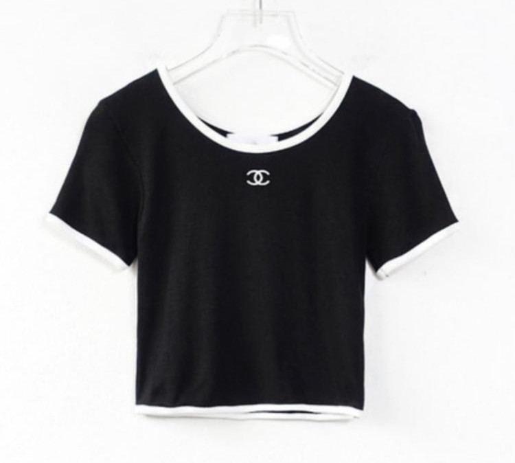 제니티셔츠 제니 샤넬 인간샤넬 샤넬크롭티 이미지