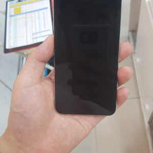 LG Q6 32기가 퍼플 판매합니다