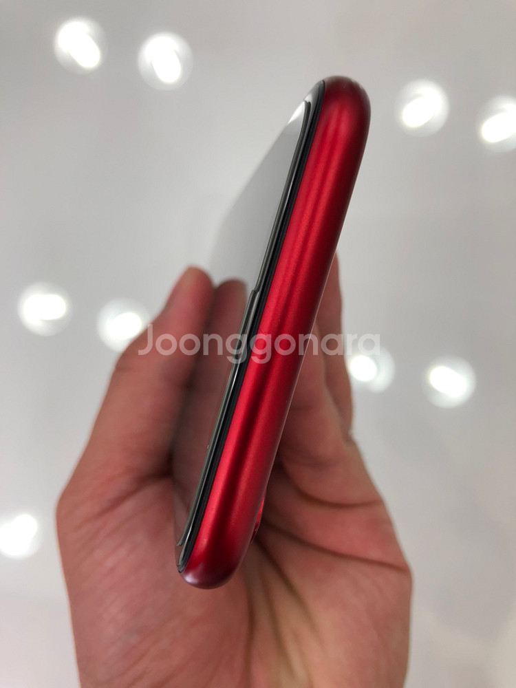 아이폰xr 64G 레드 판매합니다--5