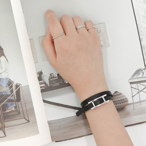 새상품 이태리 베라펠레 가죽 H 하피 팔찌 여성