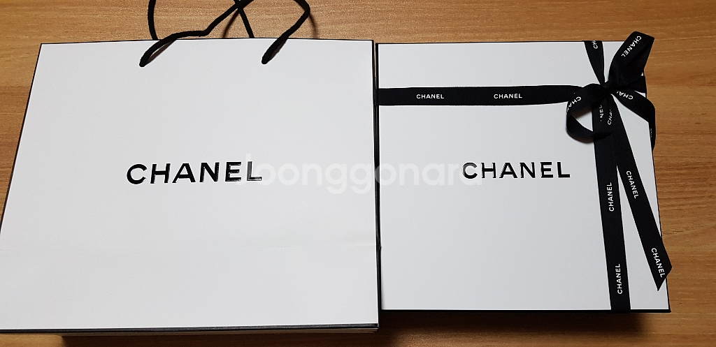 샤넬 에센스,크림,썬크림 미개봉 새상품 판매합니다^^--2