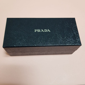 명품 프라다 선글라스 상자 택포 25000