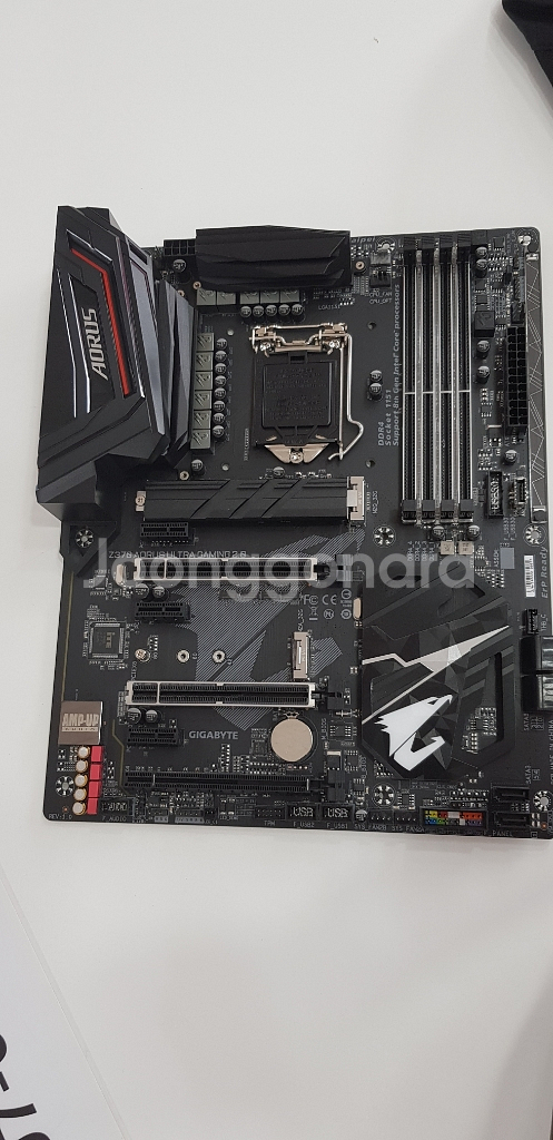 z370 기가바이트 메인보드--0