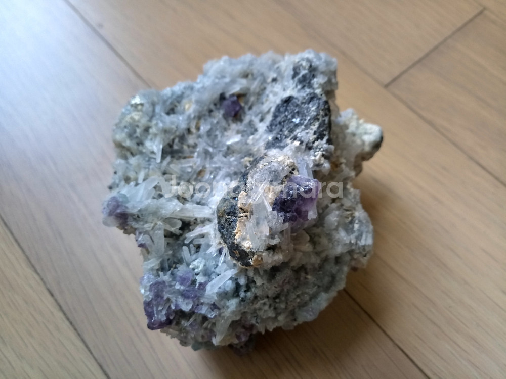 플루라이트(형석)&파라이트(황철석)&수정--0