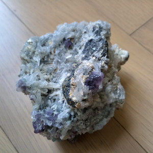 플루라이트(형석)&파라이트(황철석)&수정