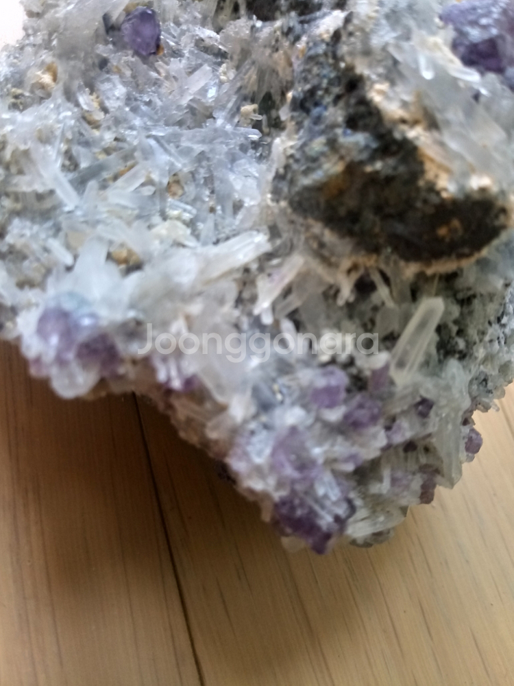 플루라이트(형석)&파라이트(황철석)&수정--6