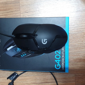 로지텍 g402