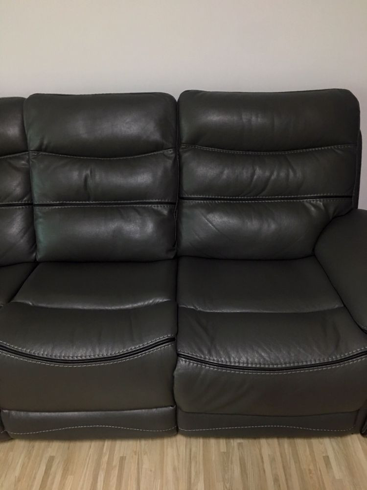 4인 리클라이너소파 (컵홀더기능포함.상태양호) --6