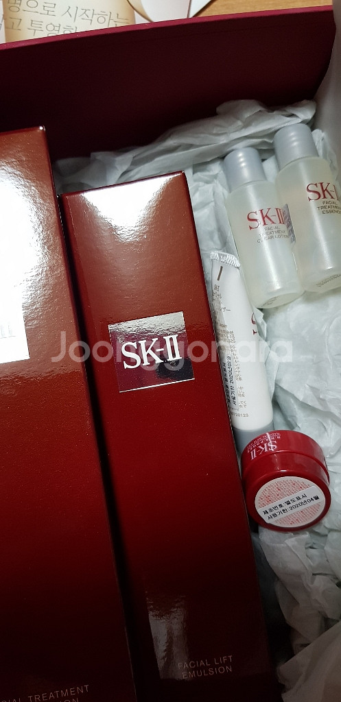[새상품]SK2 페이셜 리프트 에멀젼 판매합니다^^--4