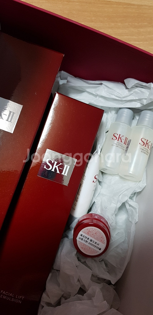 [새상품]SK2 페이셜 리프트 에멀젼 판매합니다^^--9
