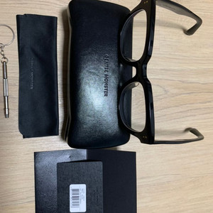 젠틀몬스터 UNA.C(유나씨)안경