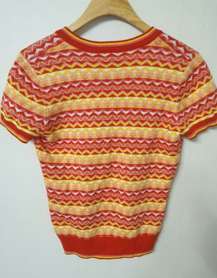 오일릴리 V라인 반팔 니트--2