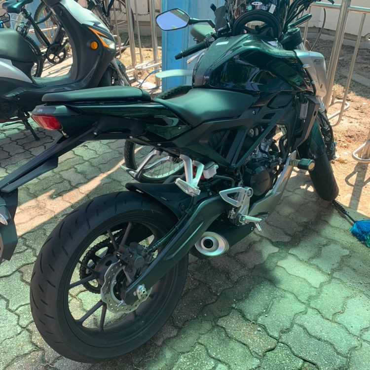 혼다 cb125r--1