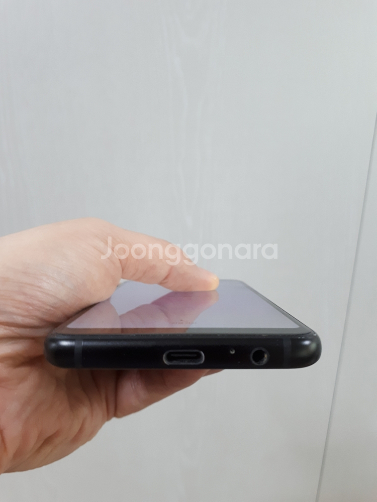 갤럭시A8 2018--6